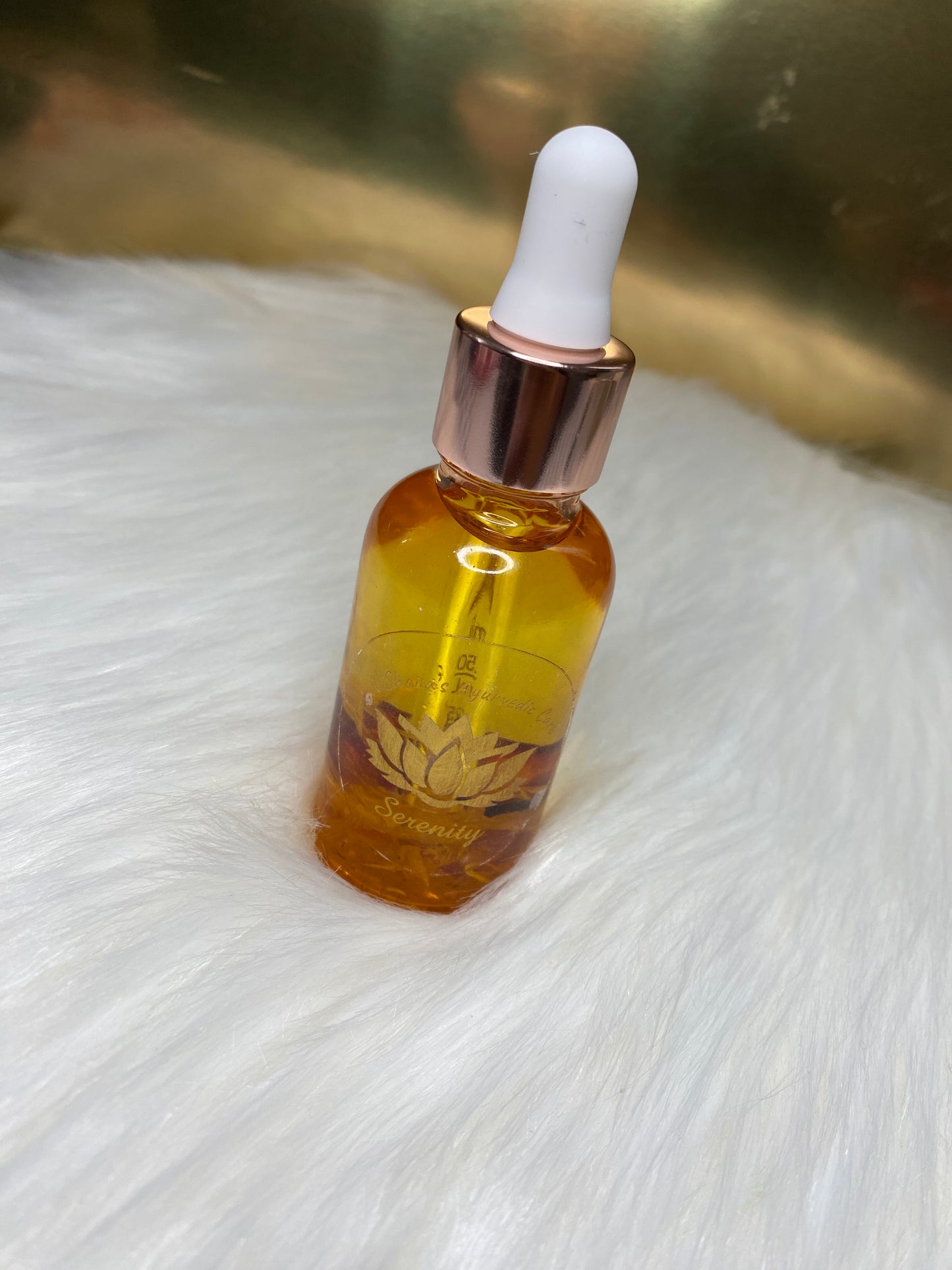 Hydrating Body Glow Oil Travel Size 30 ML  - 7 oil blend with floating calendula petals.